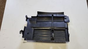 Ford Focus Radiator cooling fan shroud BM518475