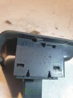 Volkswagen Touareg I Fuel tank opening switch 7L6867375