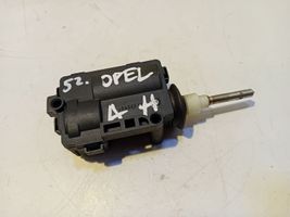 Opel Astra H Serratura del tappo del serbatoio del carburante 13158426