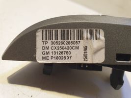 Opel Astra H Przełącznik / Przycisk kierownicy 13126750