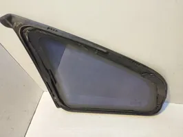 Volkswagen PASSAT B5 Rear side window/glass 43R00048