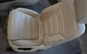 Volkswagen Touareg II Set interni 