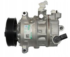 Audi Q3 F3 Ilmastointilaitteen kompressorin pumppu (A/C) 5QD820803D