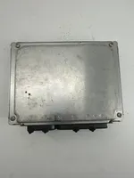 Volkswagen PASSAT B5 Calculateur moteur ECU 0261204613