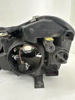 Ford C-MAX I Lampa przednia 16531001