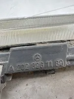 Mercedes-Benz C W202 Phare frontale A2028261180