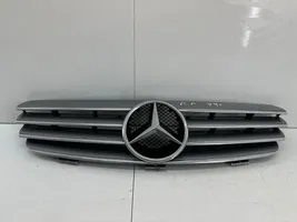 Mercedes-Benz CLK A209 C209 Передняя решётка 