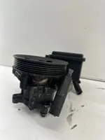 Mercedes-Benz C W202 Ohjaustehostimen pumppu 0024662401