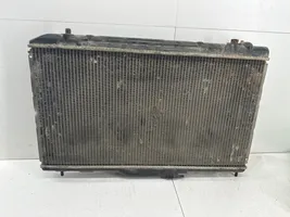 Toyota Avensis T220 Radiatore di raffreddamento 