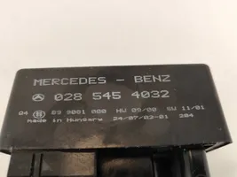Mercedes-Benz ML W163 Hehkutulpan esikuumennuksen rele 0285454032