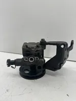 Hyundai Getz Power steering pump 571101C580