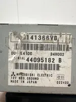 Mitsubishi Grandis Monitori/näyttö/pieni näyttö 44095182B