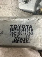 Toyota Previa (XR30, XR40) II Regulador de puerta delantera con motor 8571044010