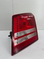 Dodge Journey Lampy tylnej klapy bagażnika 04806368AC