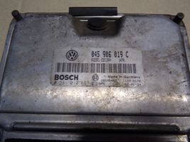 Volkswagen Polo Moottorin ohjainlaite/moduuli 045906019C