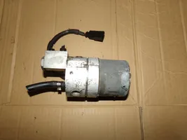 Volkswagen PASSAT B5 Avattavan katon hydraulipumppu 0265410050