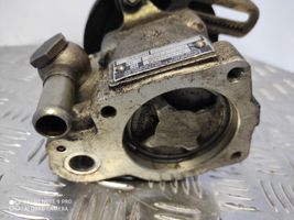 BMW 5 E28 Power steering pump 7671955144