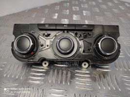 Skoda Octavia Mk2 (1Z) Panel klimatyzacji 3T0820047M