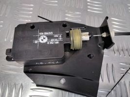 BMW 7 E38 Motorino del tappo del serbatoio del carburante 8352168