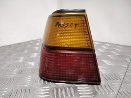 Volkswagen PASSAT B2 Luci posteriori 321846111T