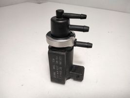 Audi A6 S6 C5 4B Käynnistysmoottorin solenoidi 059906627