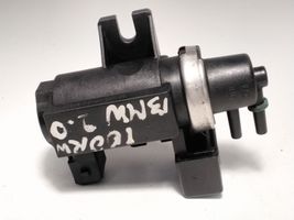 BMW 3 E46 Pritraukėjas/ solenoidas 2247906