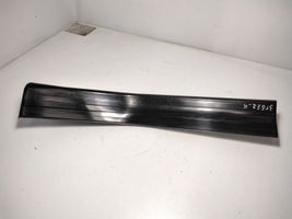 BMW 3 E36 Takaoven kynnyksen suojalista 514781192639