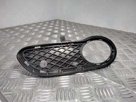 Mercedes-Benz C W203 Grille antibrouillard avant A2038851023