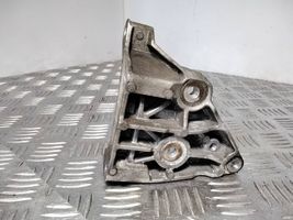 Land Rover Range Rover Sport L494 Supporto di montaggio della pompa del servosterzo QVU500340