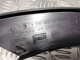 BMW X3 E83 Rivestimento parafango (modanatura) 3330868