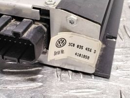 Volkswagen PASSAT B6 Amplificateur de son 3C0035456D