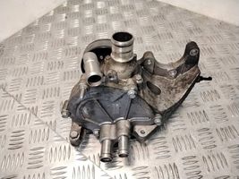 Chevrolet Captiva Pompe de circulation d'eau 96868233