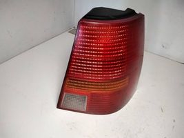 Volkswagen Golf IV Lampa tylna 1J9945075P