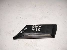 BMW 7 E38 Rivestimento modanatura parafango posteriore 8125353