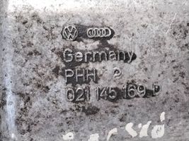 Volkswagen PASSAT B3 Support de pompe de direction assistée 021145169D