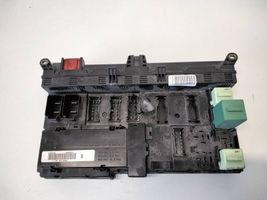 BMW X5 E53 Sulakemoduuli 8384525