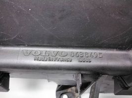 Volvo V70 Obudowa filtra powietrza 8638495