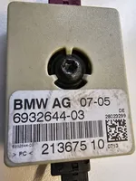 BMW 3 E90 E91 Pystyantennivahvistin 21367510