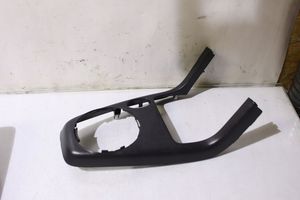 Suzuki Swift Rivestimento in plastica cornice della leva del cambio 7586162J0