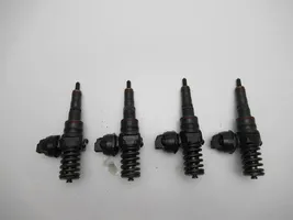 Volkswagen PASSAT B5.5 Injektoren Einspritzdüsen Satz Set 0414720037