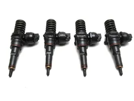 Volkswagen PASSAT B5.5 Injektoren Einspritzdüsen Satz Set 0414720037