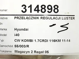 Hyundai i40 Sānu spoguļu slēdzis 39R480-1230