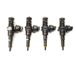Volkswagen PASSAT B5.5 Fuel injectors set 0414720037