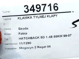 Skoda Fabia Mk1 (6Y) Uchwyt / Rączka zewnętrzna otwierania klapy tylnej / bagażnika 