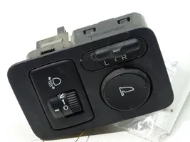 Honda CR-V Wing mirror switch M37548