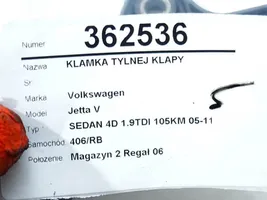 Volkswagen Jetta V Ручка задней крышки 1T0827574L