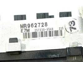 Mitsubishi Pajero Compteur de vitesse tableau de bord MR962728