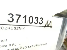 Seat Ibiza II (6k) Rozrusznik 