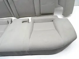 Toyota Avensis T270 Kanapa tylna / Fotel drugiego rzędu 