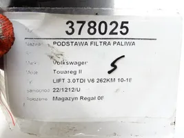 Volkswagen Touareg II Alloggiamento del filtro del carburante 7P6127401